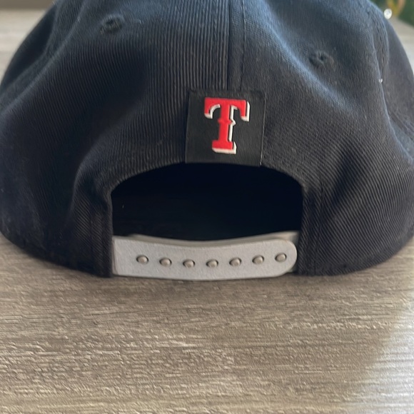 Texas Rangers MLB SnapBack - Picture 3 of 4